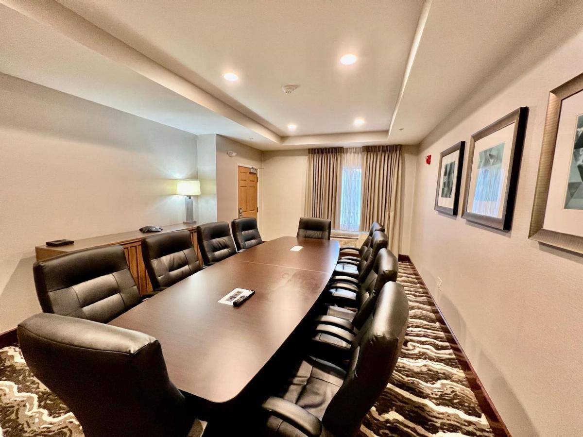 Staybridge Suites Detroit-Novi By Ihg Εξωτερικό φωτογραφία